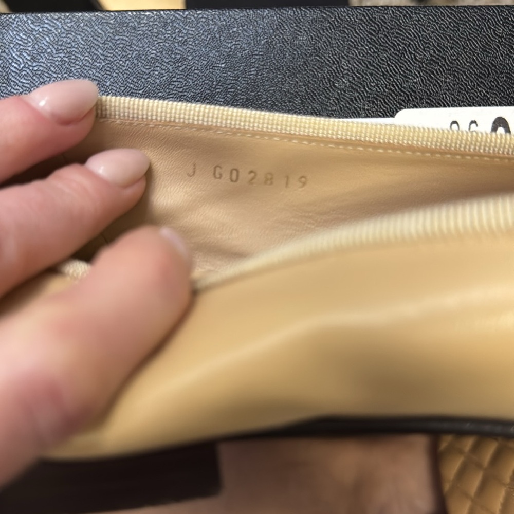 Chanel ballet flats Lambskin
Beige & Black 38.5 - Picture 15 of 15